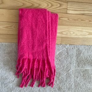 HOT PINK ANTHROPOLOGIE SCARF